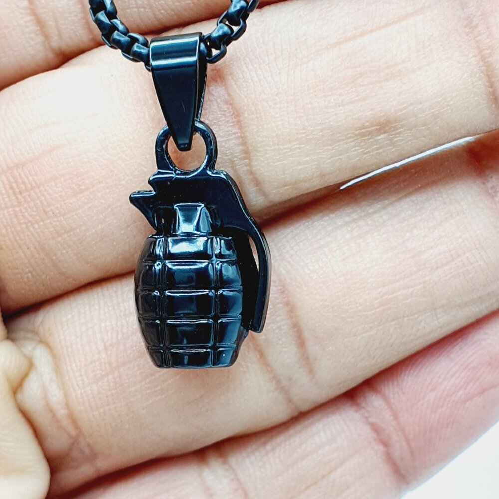 ❤️Custom Unique Hand Grenades Necklace, N90201P114 - Picture 8 of 8